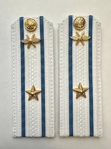 Погоны ВКС ВВС с фурнитурой белые Майор КАРТОН